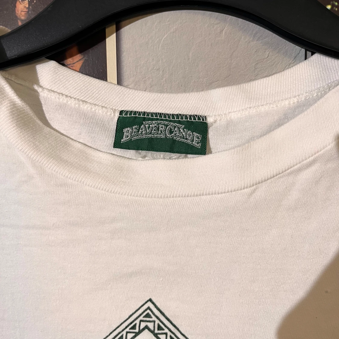 Vit vintage t-shirt från Beaver Canoe - 91