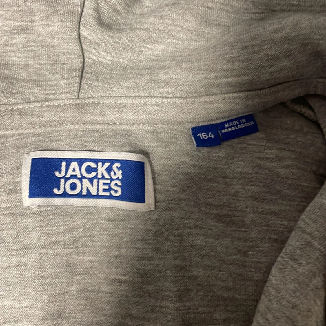 Grå zip up från Jack & Jones - 90