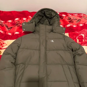 . - Helt ny använd en gång köpt för 2000 från Zalando 