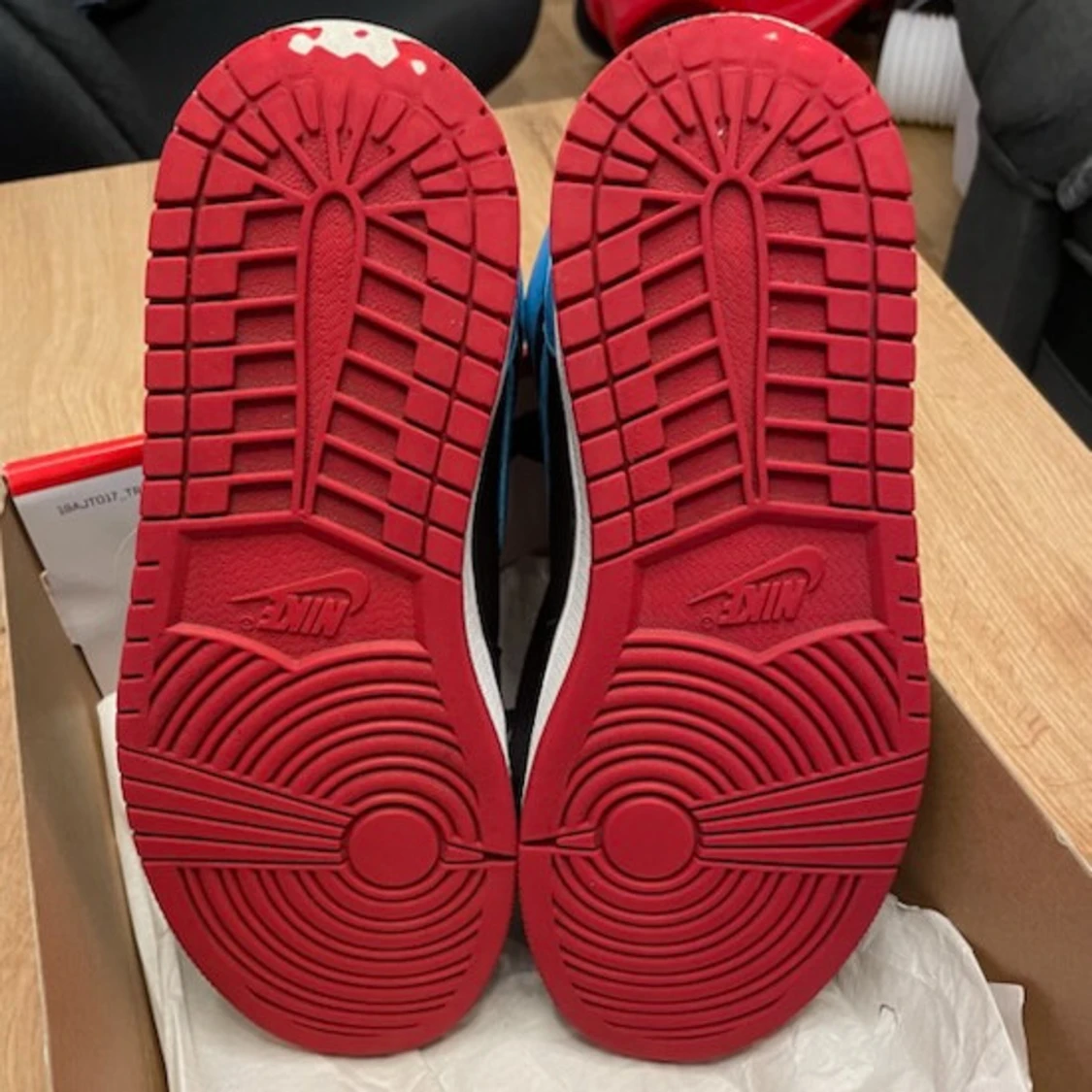 Nike Air Jordan 1 High OG UNC to Chicago - 93