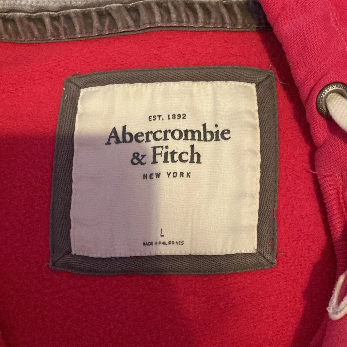 Rosa hoodie från Abercrombie & Fitch - 92
