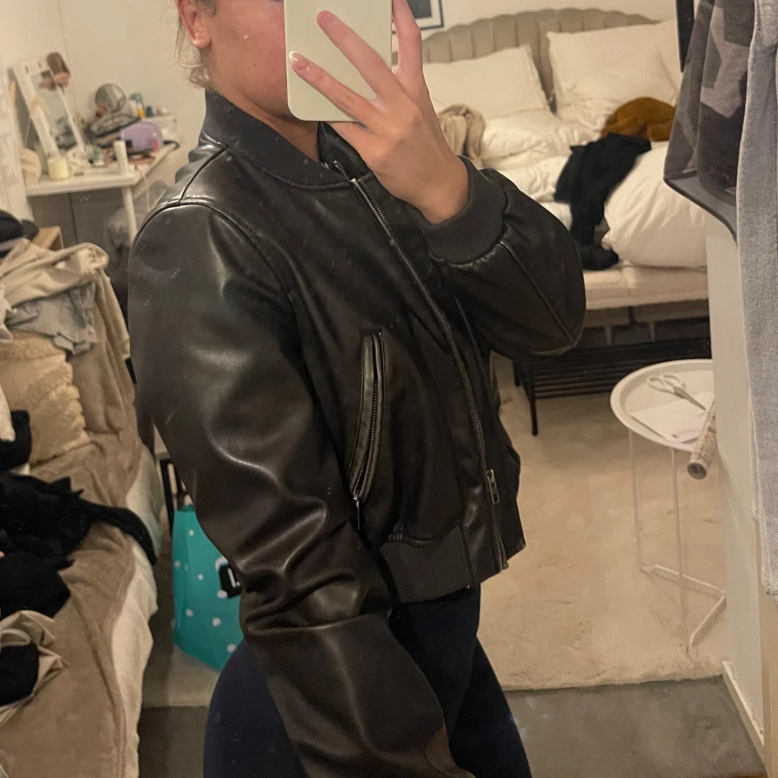Svart skinnjacka  - 90