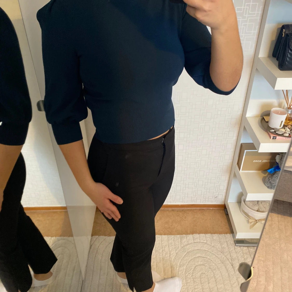 Mörkblå ribbad topp - 91