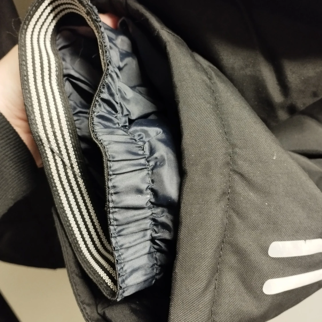 Svart jacka från Funk plus termobyxor  - 93