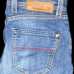 Tramarossa jeans - Blå tramarossa jeans i storlek W29, bara höra av dig om du har fler frågor eller funderingar!