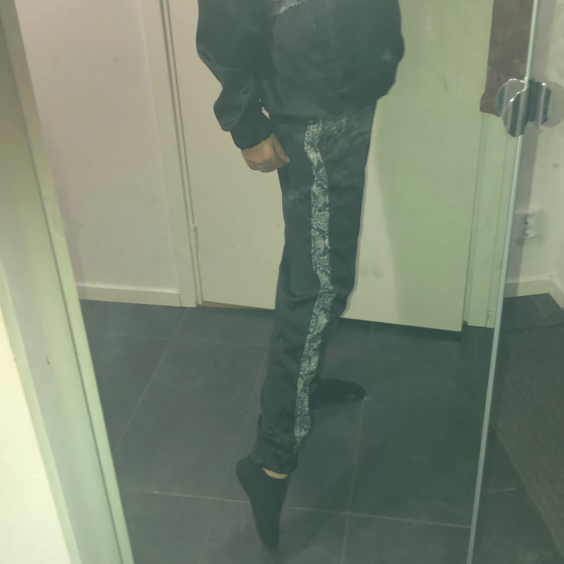 Svart mjukis set med mönster - 90