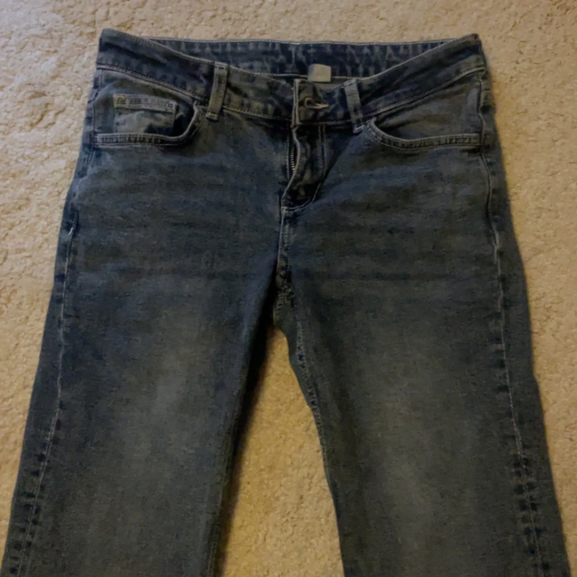 Blå bootcut jeans - 92