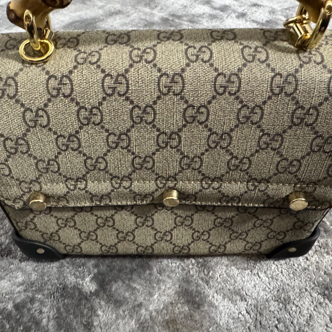 Mönstrad handväska med bambuhandtag - 90