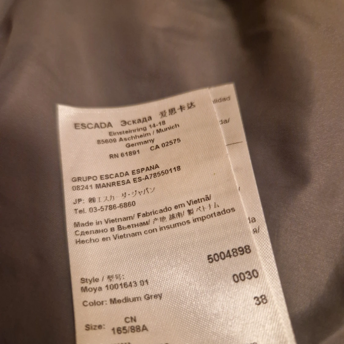 Grå  grön dunväst från Escada Sport - 28