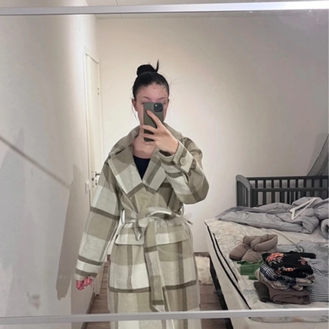 Rutig kappa från NA-KD