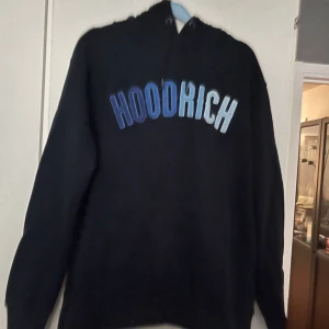 Hoodrich hoodie - Säljer min hoodrich hoodie då jag inte använder den. Använd kanske 5 gånger.