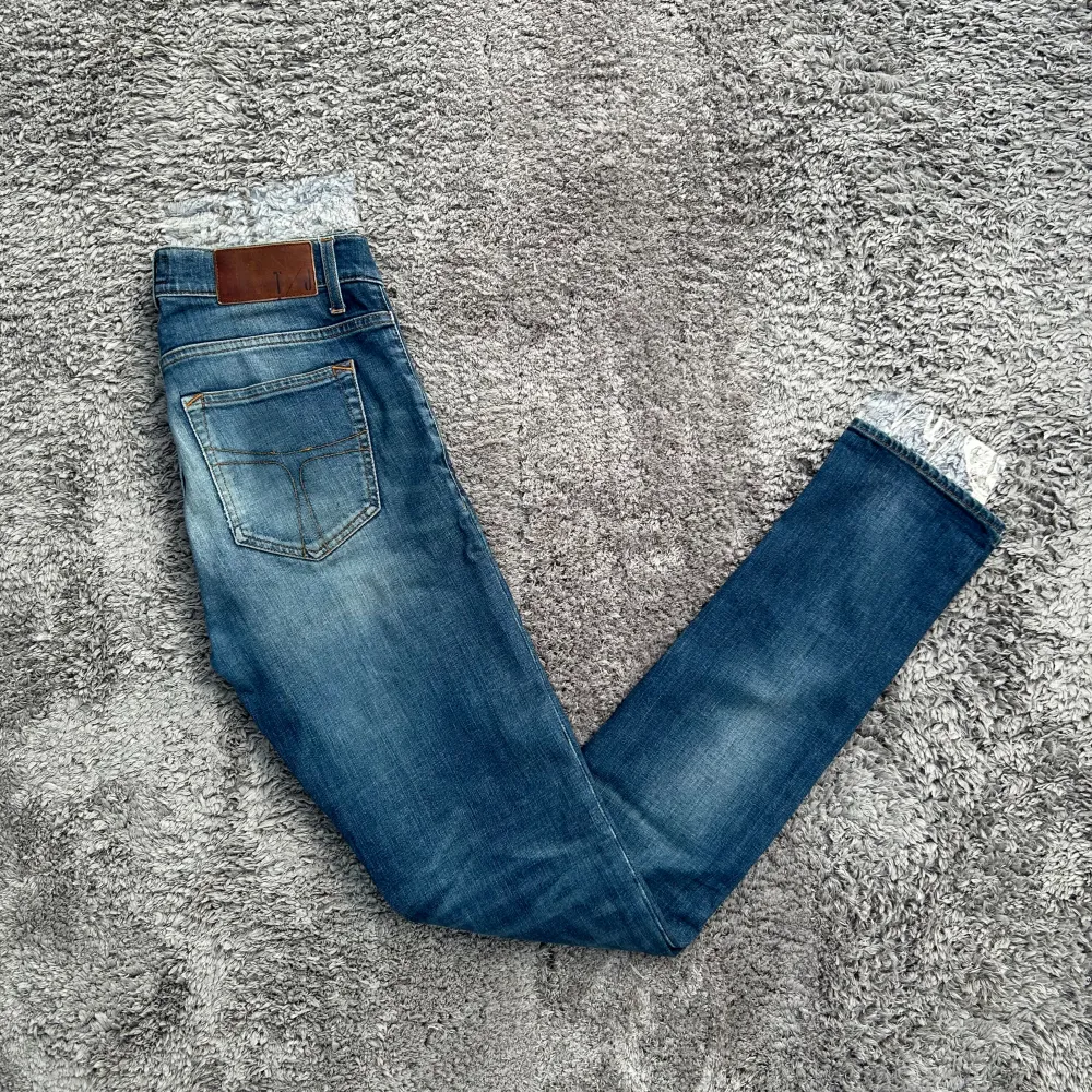 Tiger of Sweden jeans || Fint skick || Köp sker via plick eller Swish || Rabatt vid köp av flera plagg || Mvh, JeansFabriken ||  E. Jeans & Byxor.