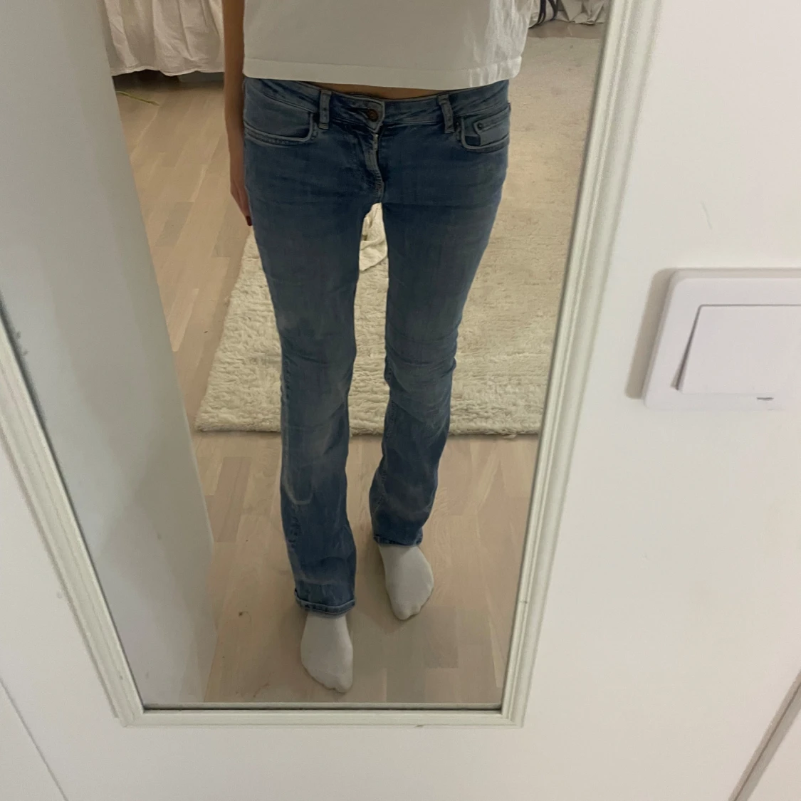  Lågmidjade bootcut jeans💕💕 - 90