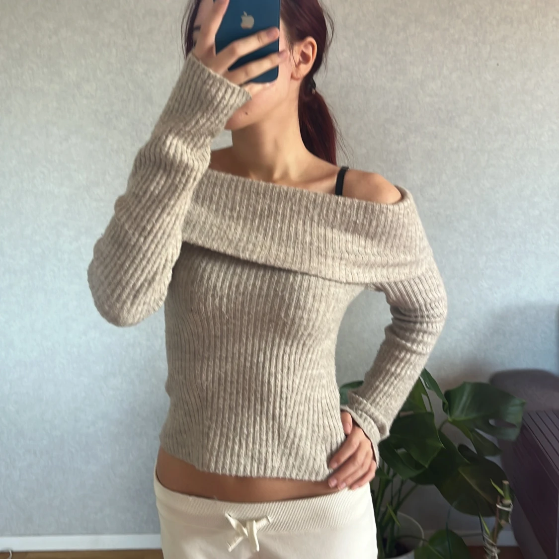 Grå ribbad offshoulder tröja från H&M - 90