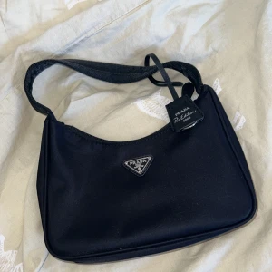 Liten väska  - Köpt utomlands Aldrig använd