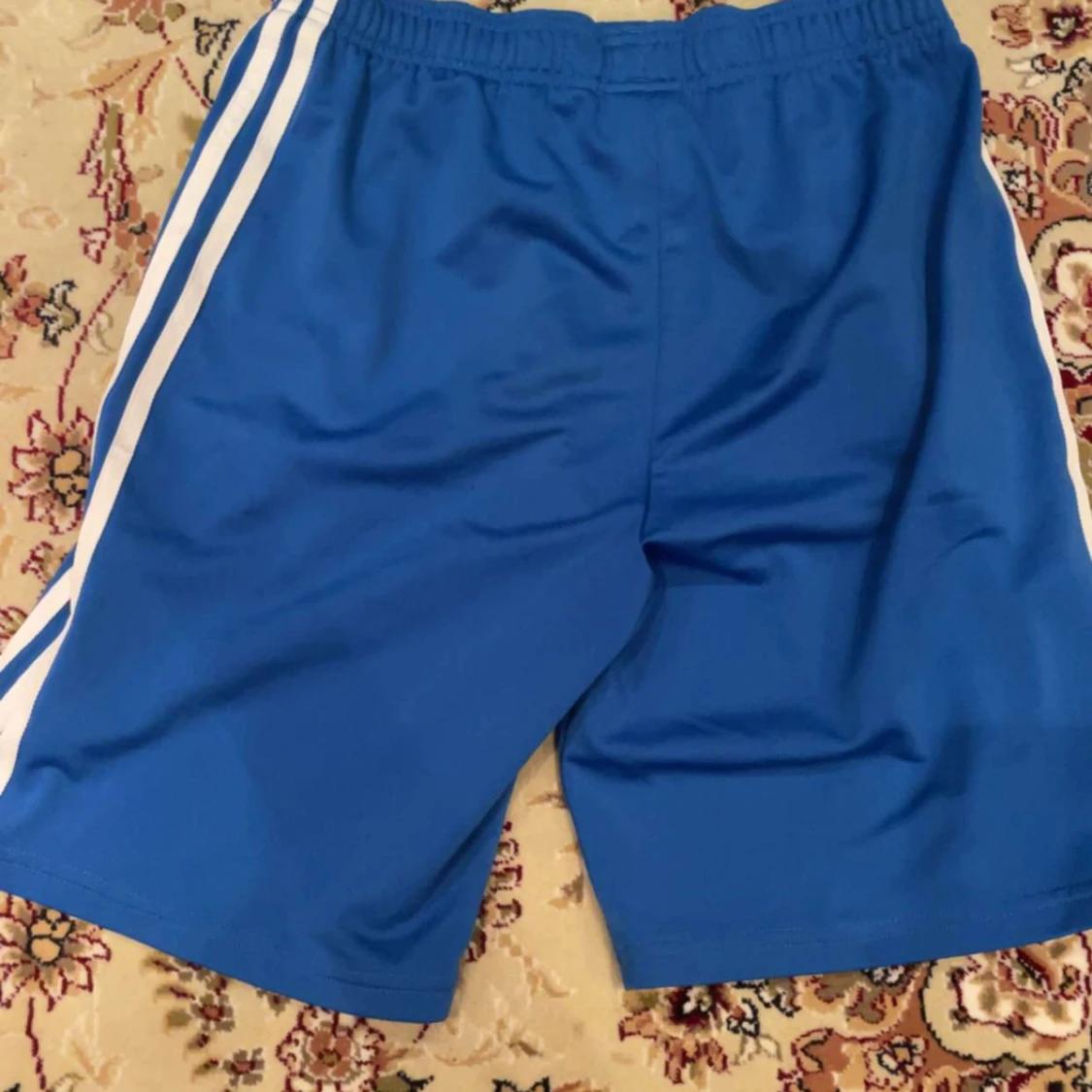 Blå shorts från Adidas - 1