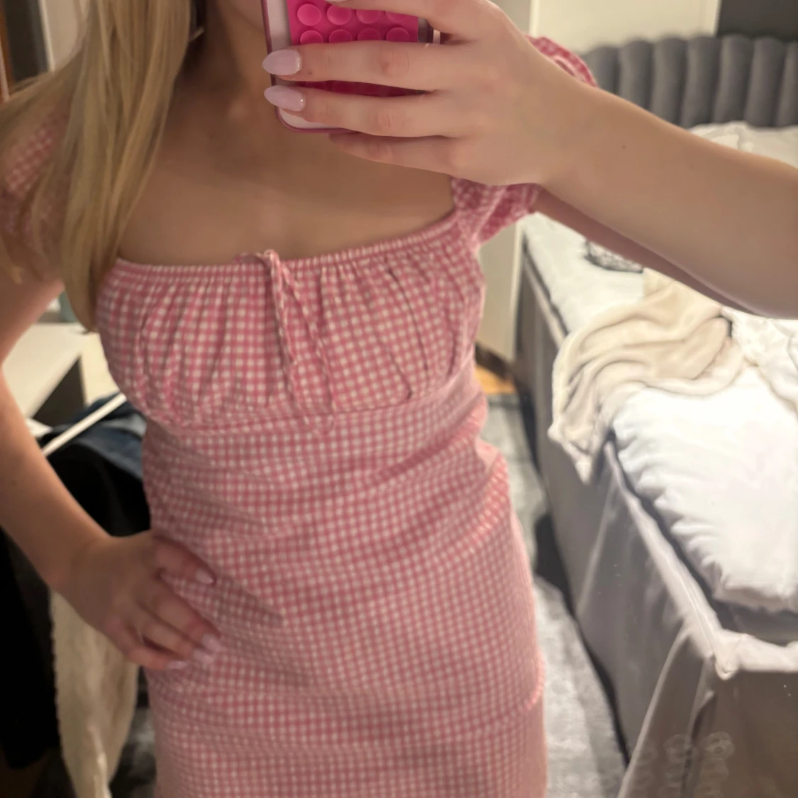 Rutig rosa klänning - 91