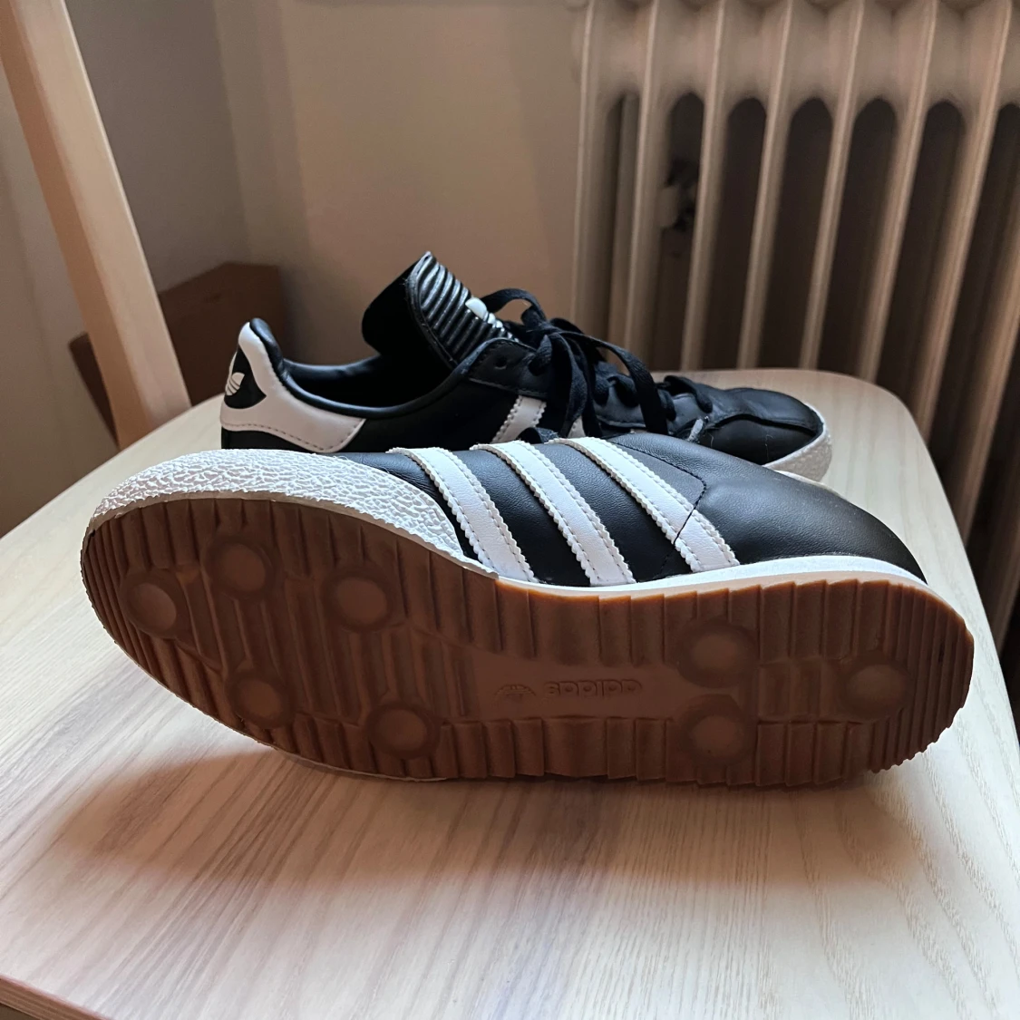 Svarta Adidas sneakers - 91