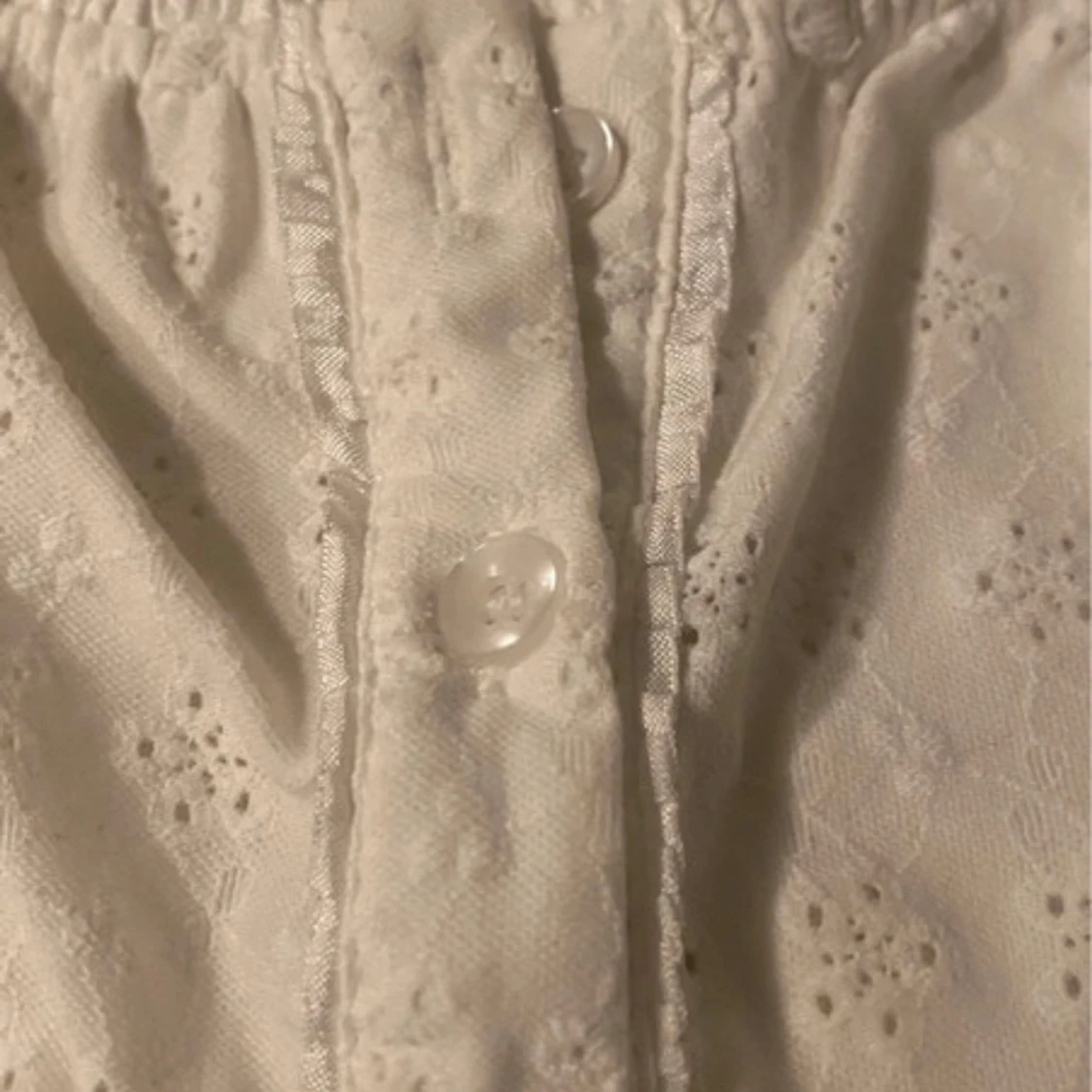 Vit blus från Shein - 91