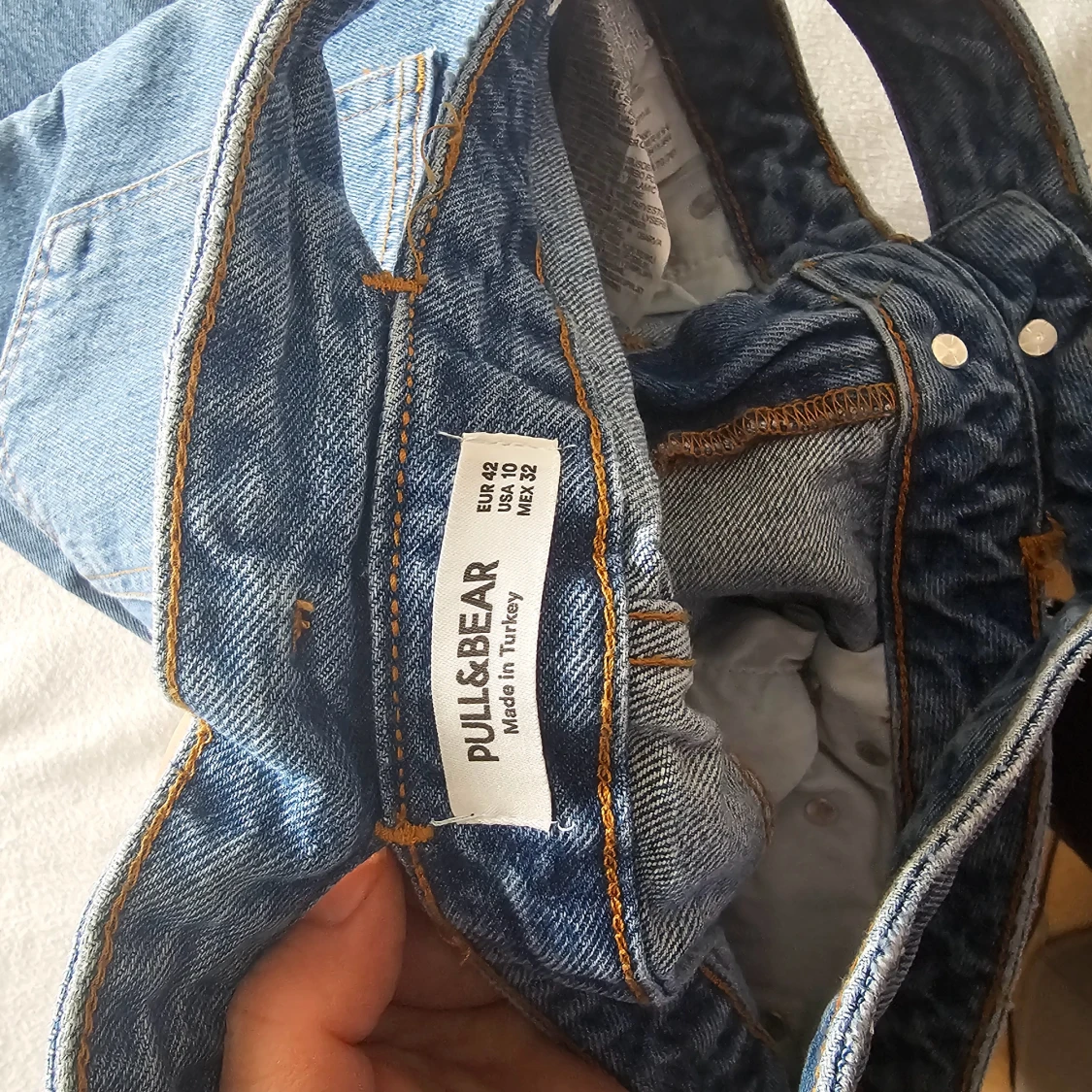 PULL & BEAR  BLUE DOUBLE-WAISTED WIDE LEG JEANS - 91