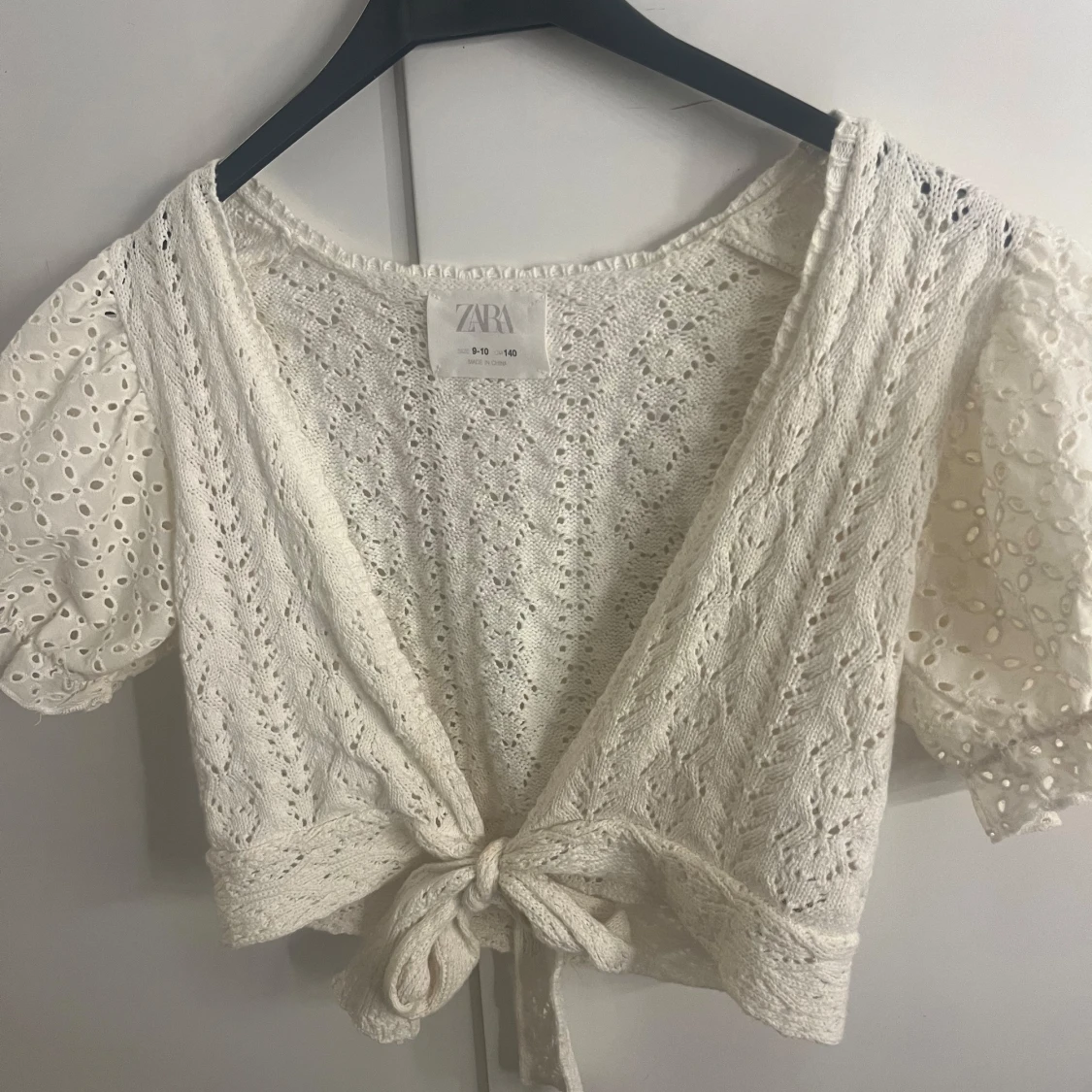 Vit stickad topp från Zara