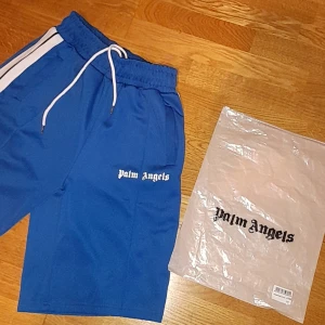 Blå shorts från Palm Angels - Helt nya! Storlek M