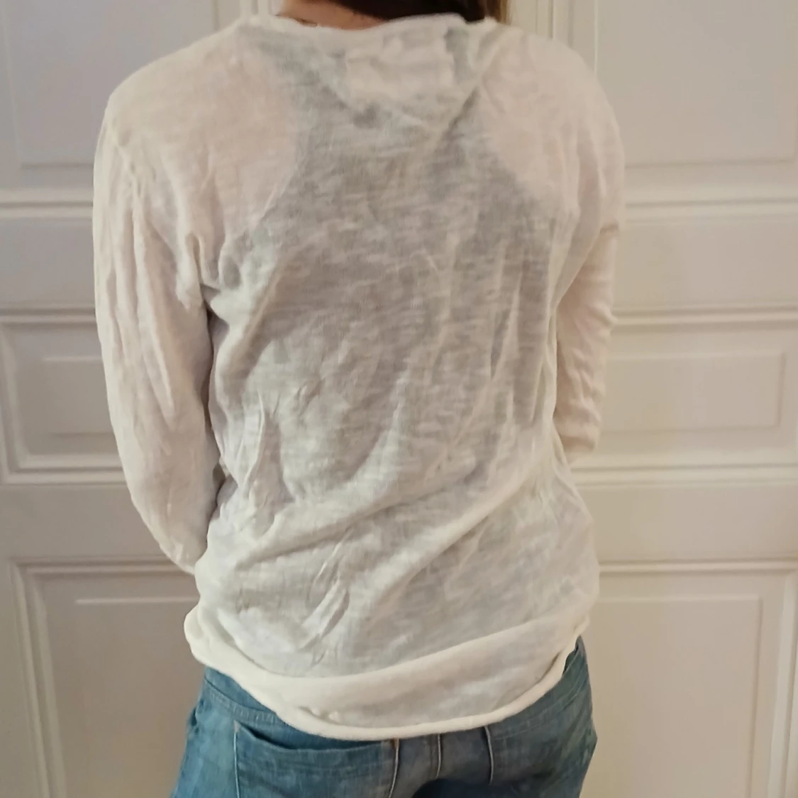 Vit långärmad tröja från Adrian Hammond - 1