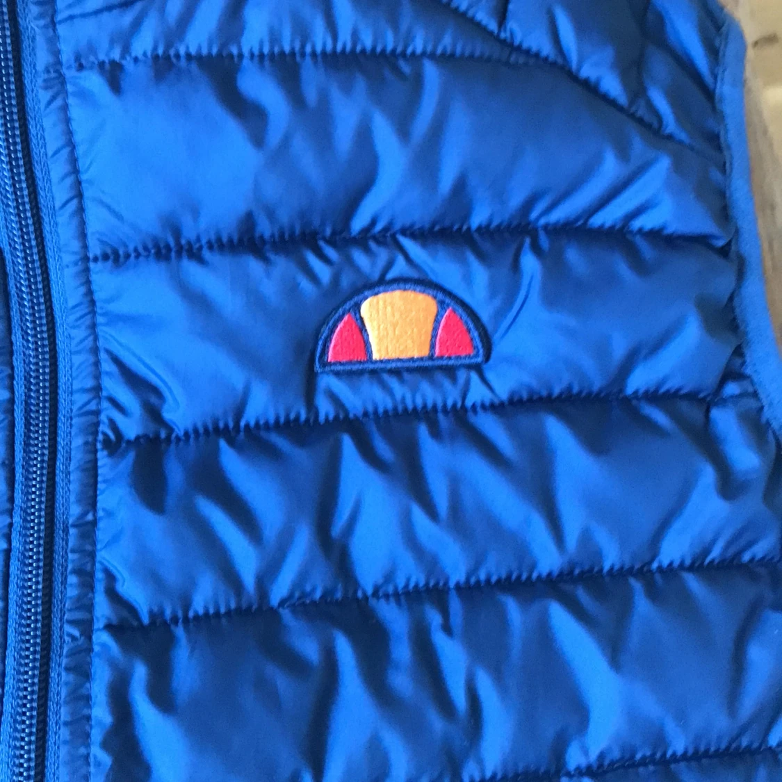Blå dunväst från Ellesse - 91