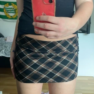 Minikjol - Använd 1 gång/ i nyskick! 💗 pris kan diskuteras vid snabb affär!