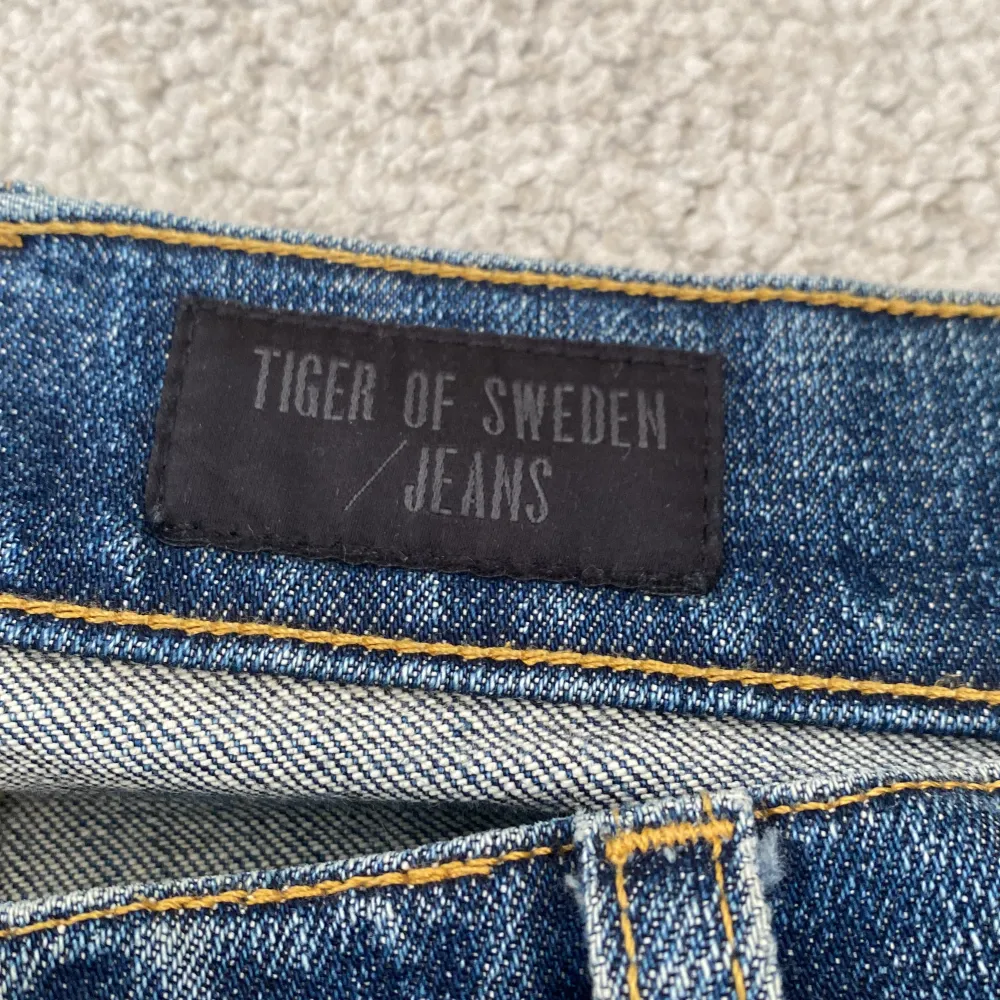 Säljer nu dessa Tiger of Sweden jeans | Nypris 1599:- | Vårt pris 249:- | Ställ gärna frågor i dms | ✌️. Jeans & Byxor.