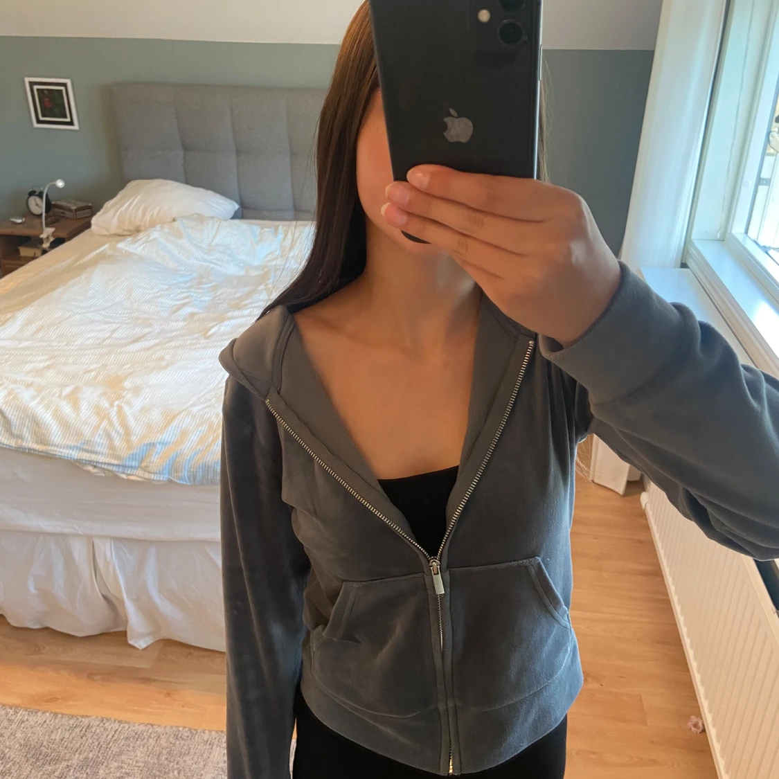 Grå zip hoodie/kofta🩶