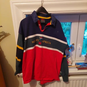 South Africa polo - Chief Keef type polo i Xl men den sitter som M/L