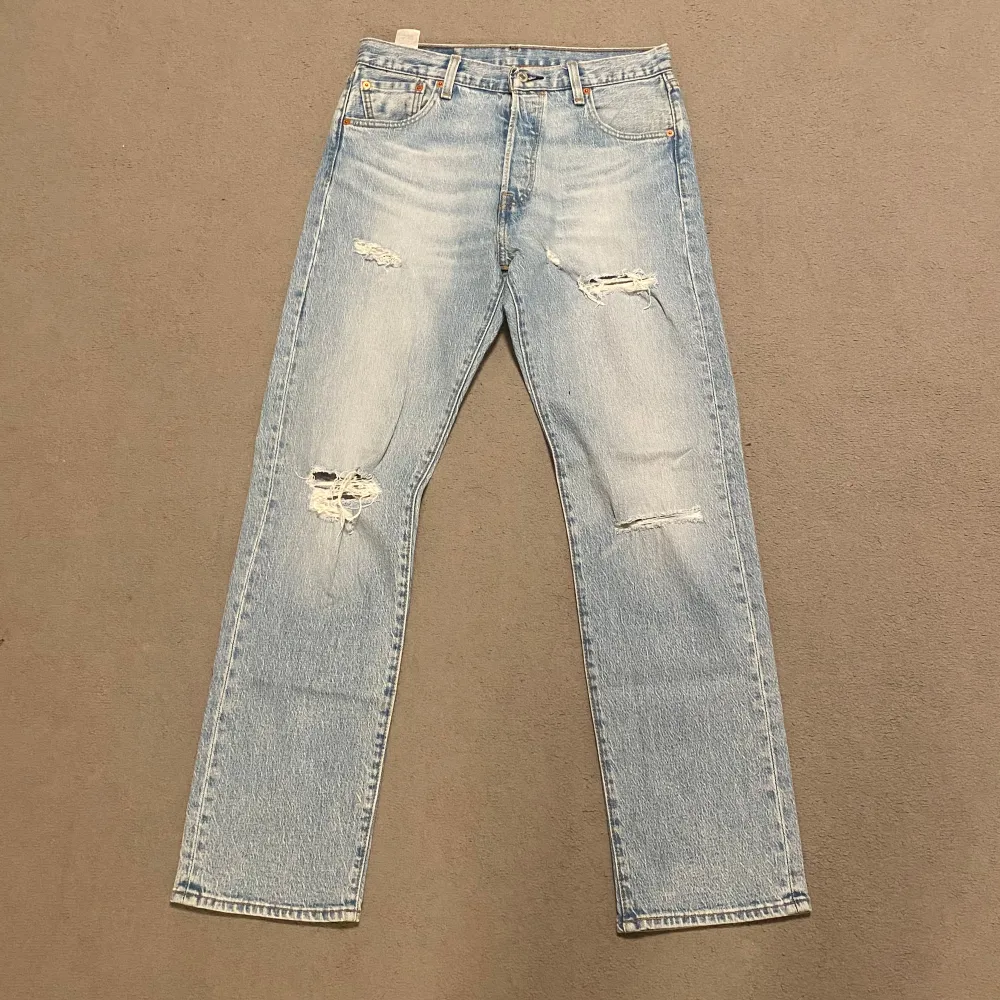 Levis jeans | 30/32 | Modell 501 | Regular fit | Oanvända 10/10 | Hör av dig vid frågor! . Jeans & Byxor.