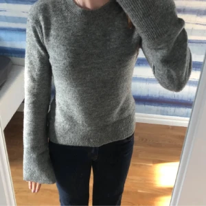 Snygg tröja  - Fin tröja från h&m i storlek xs❤️