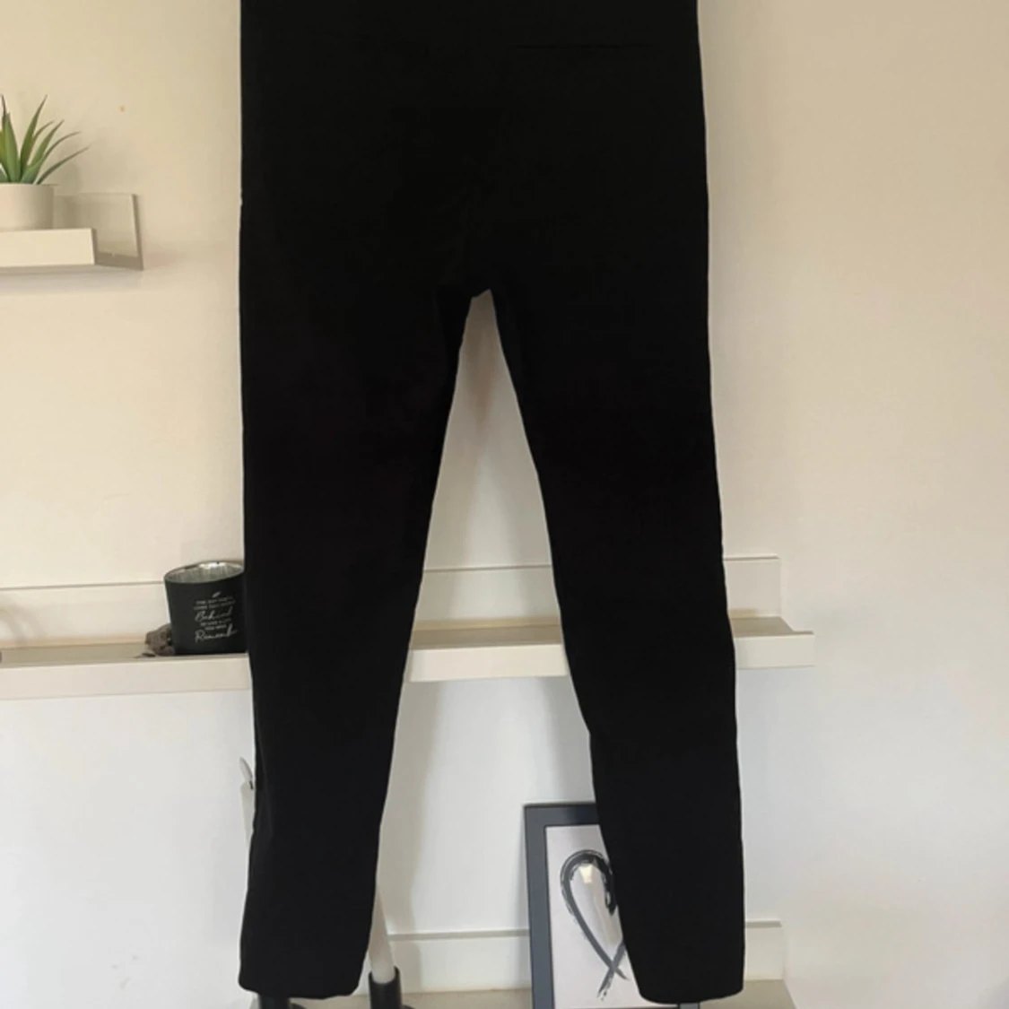 Svarta byxor  - 90