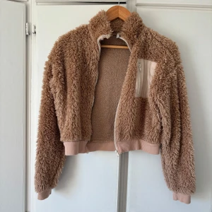 Teddy jacka - Använd fåtal gånger, då jag har en annan liknande!