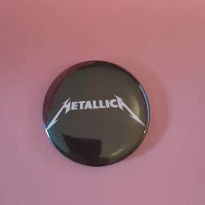 Metallica pin; gör på efterfrågan 