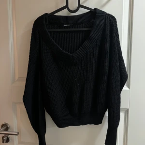 Stickadtröja - Stickad från Gina, stl S 80