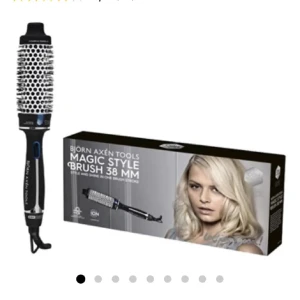 Värmeborste - Säljer denna 38 mm värmeborsten från Björn Axén. Endast testad nån enstaka gång. Nypris 500 kr, mitt pris 300 kr. Tryck gärna på ”köp nu”.💕