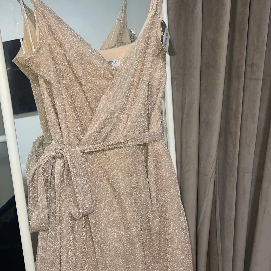 Goddiva klänning  - 90