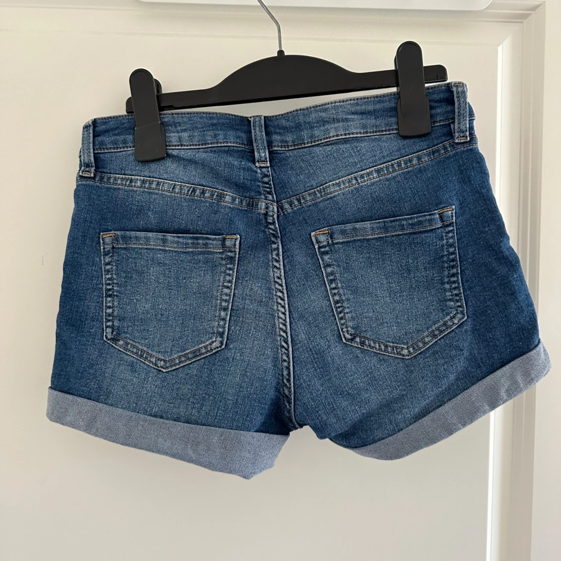 Blå jeansshorts - 90