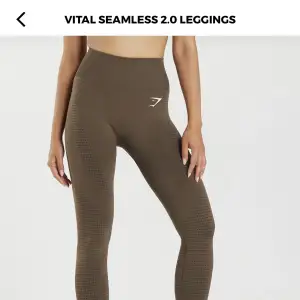 Gymshark leggings i storlek xs  Extremt stretchiga  Använd 2 gånger  Nyskick  Squatproof