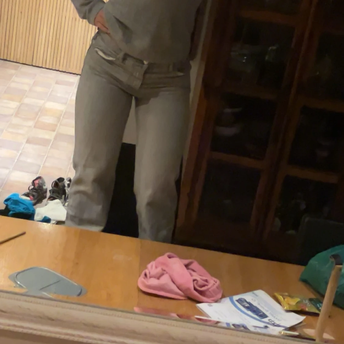 LÅGMIDJADE RAKA GINA TRICOT JEANS LJUSGRÅ - 90