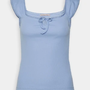 snygg topp - jätte gullig topp som aldrig kommit till användning💙