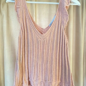 Rosa topp  - Super fin rosa topp från only, knappt använd💕liten i storlek!