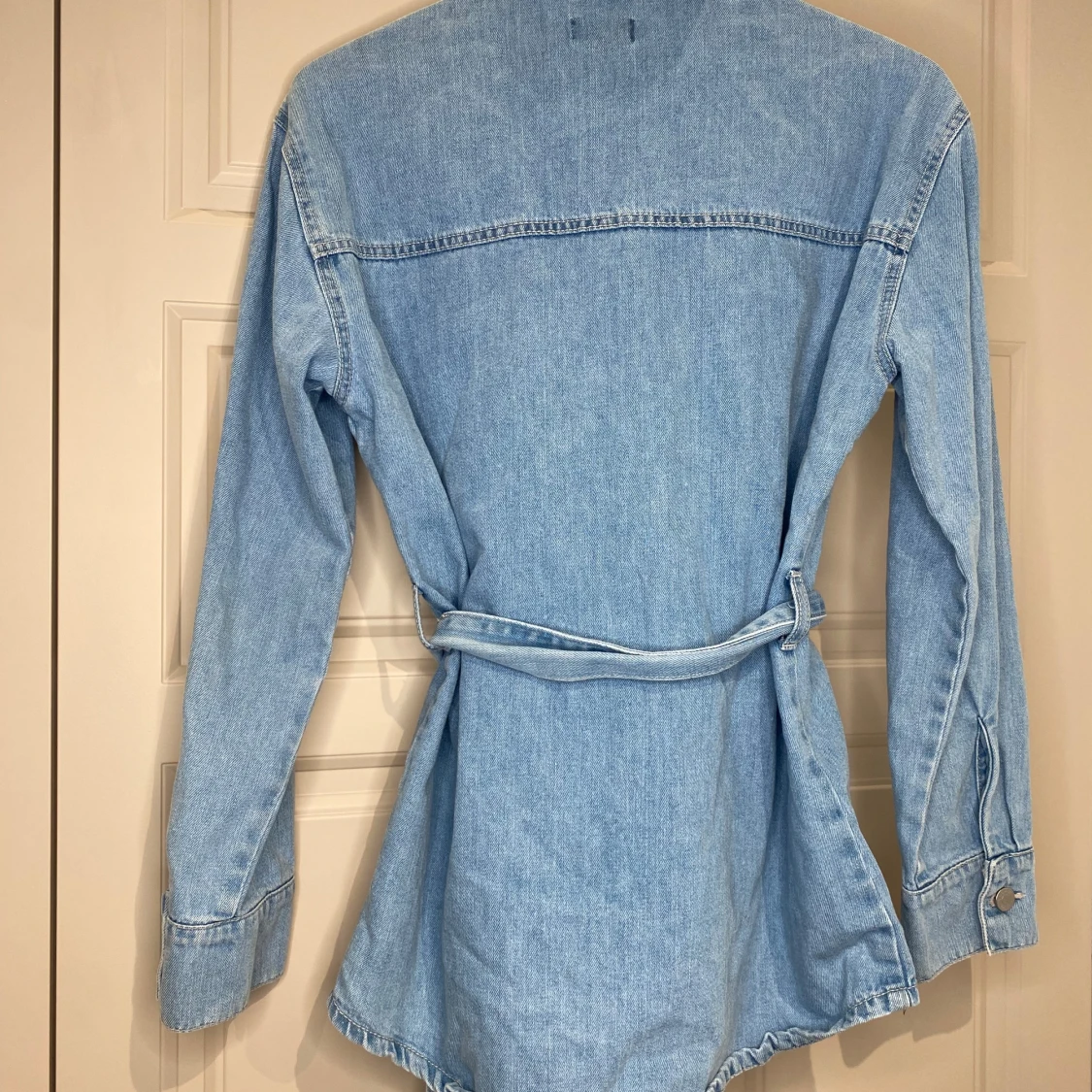 Jeansjacka med bälte från Bubbleroom - 90