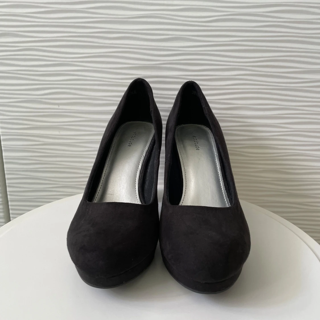 Attitude | Klackskor | Svarta | Stl. 38 - 90