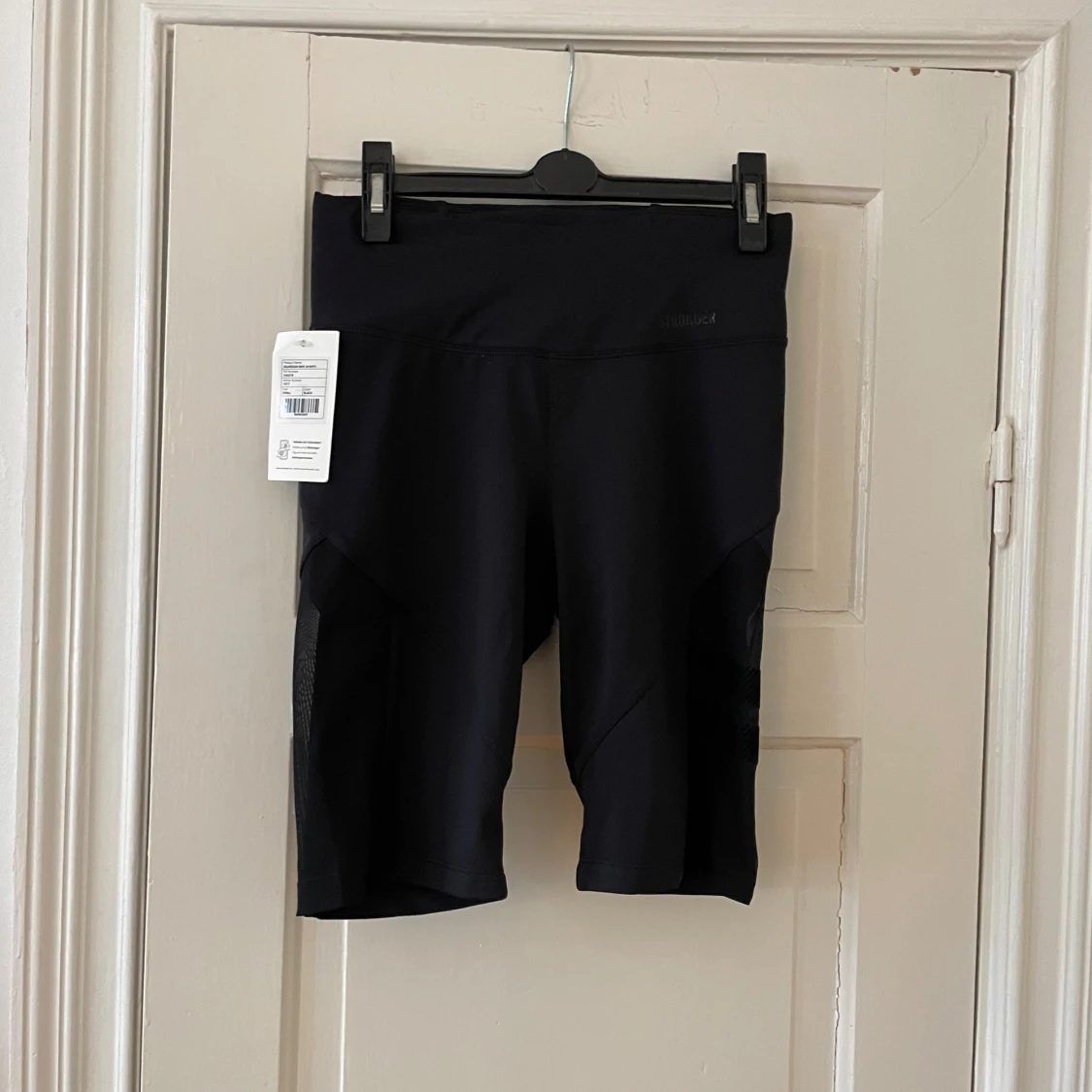 Svarta cykelshorts från Stronger