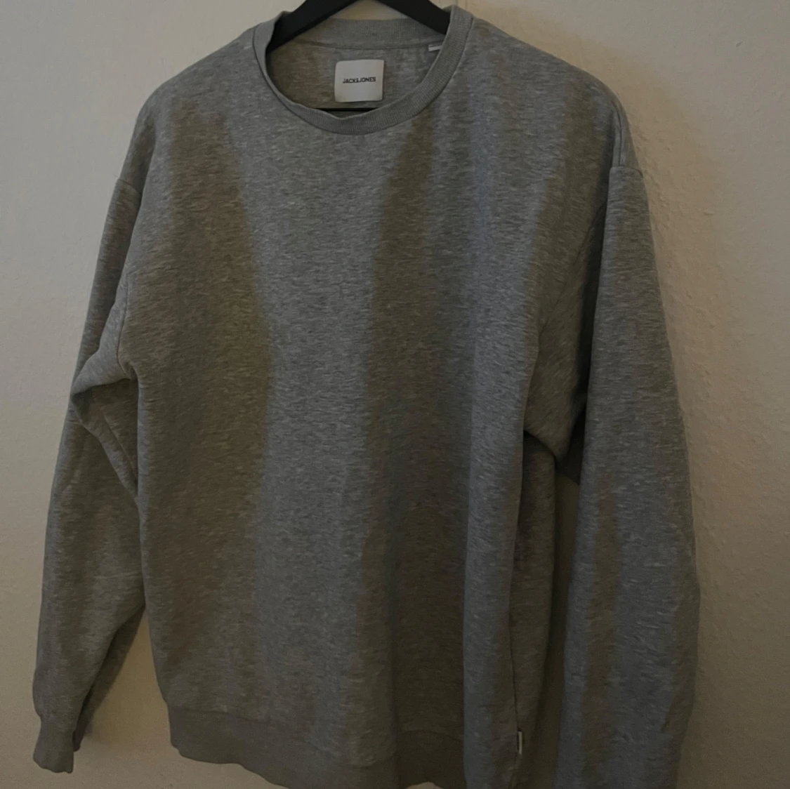 Grå sweatshirt från Jack & Jones