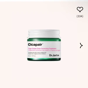OANVÄND Cicapair Tiger Grass Color Correcting Treatment - 💗Säljer denna kräm då de skickade med 2 när jag bara beställde 1! 💗         En grön-till-beige färgkorrigerande behandling med tigergräs som neutraliserar rodnad och skyddar känslig hud. Innehåller centella asiatica-komplex och mineraloljor för att stärka hudens fuktbarriär och ge ett livfullt utseende.